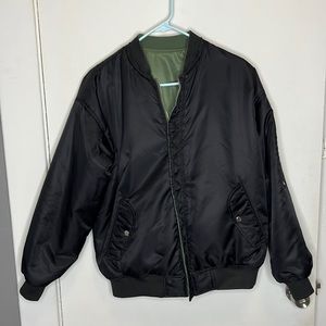 Forever 21 Mens black and green reversible bomber jacket